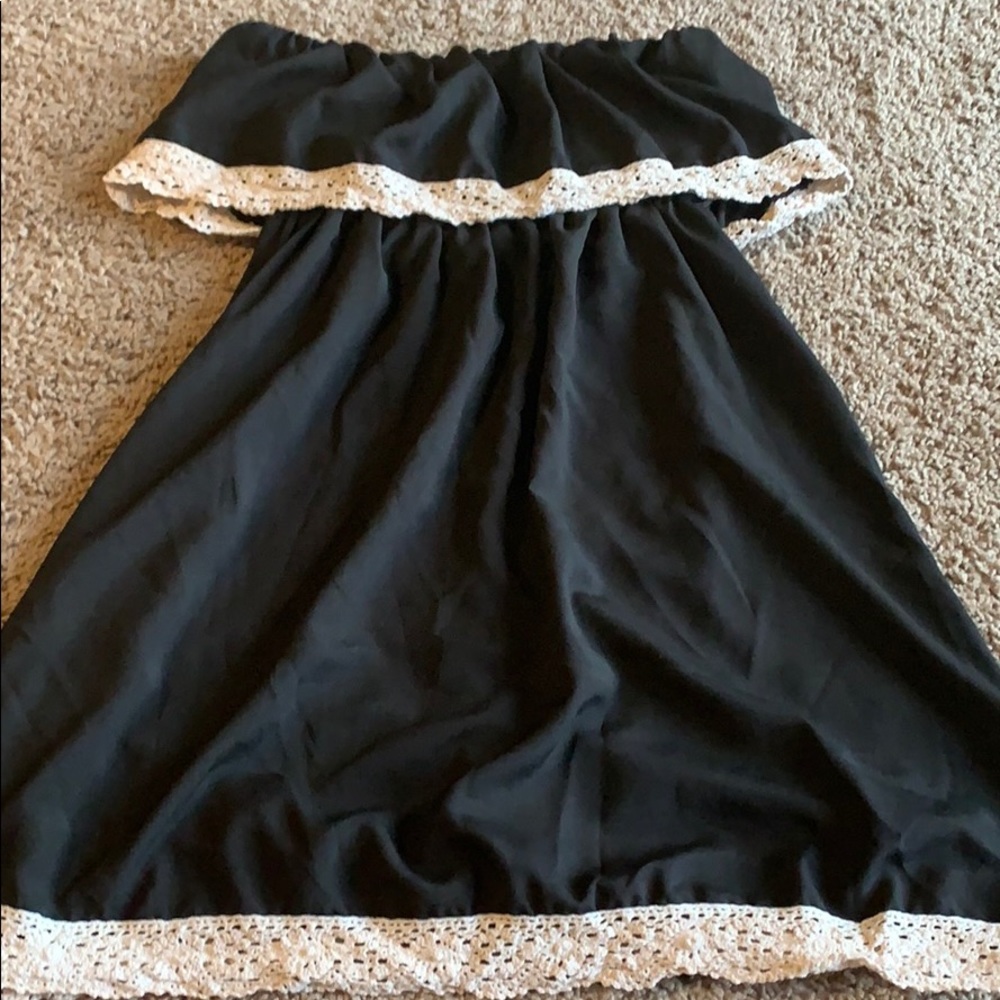 Off the shoulder dress from buckle